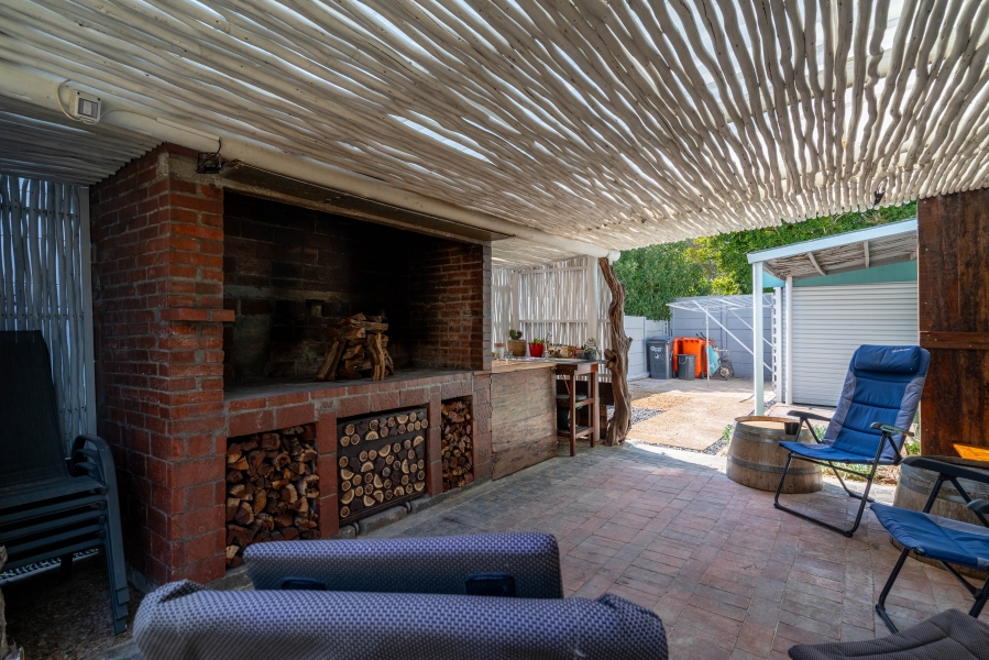4 Bedroom Property for Sale in Northshore Western Cape